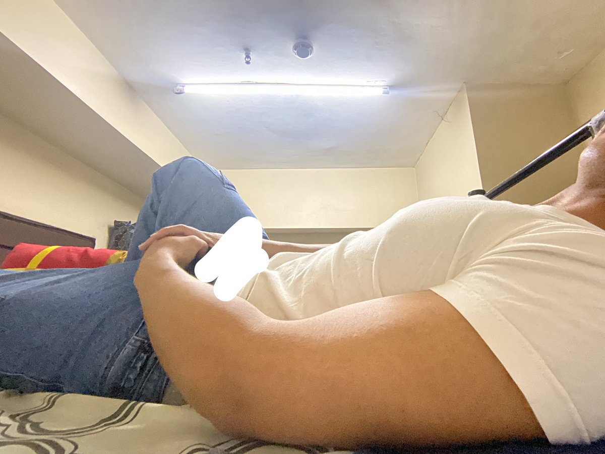 avocadoossss's tweet photo. fav pose ko ngayon https://t.co/IUY0GhpaQe