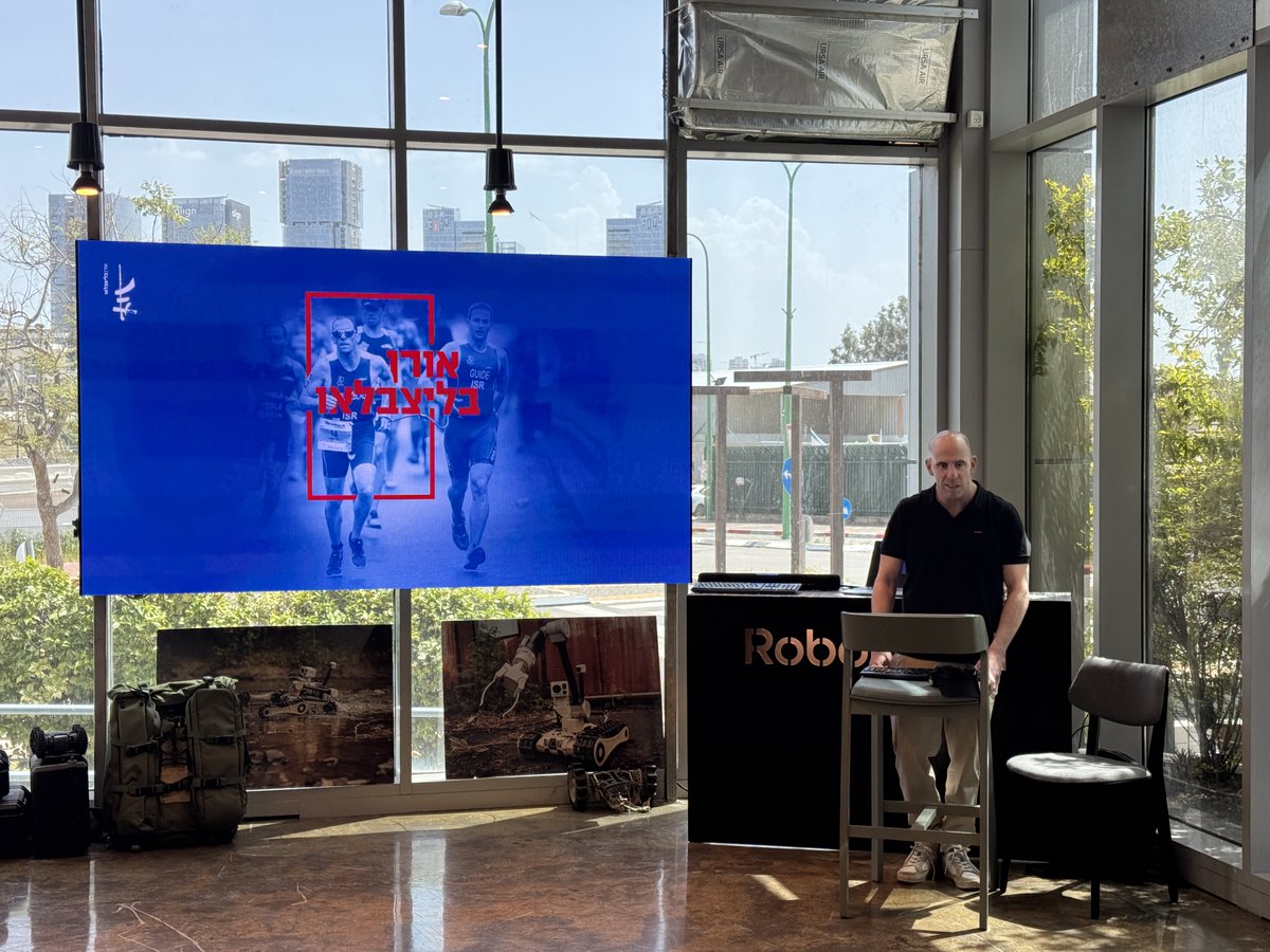 Roboteam tweet media