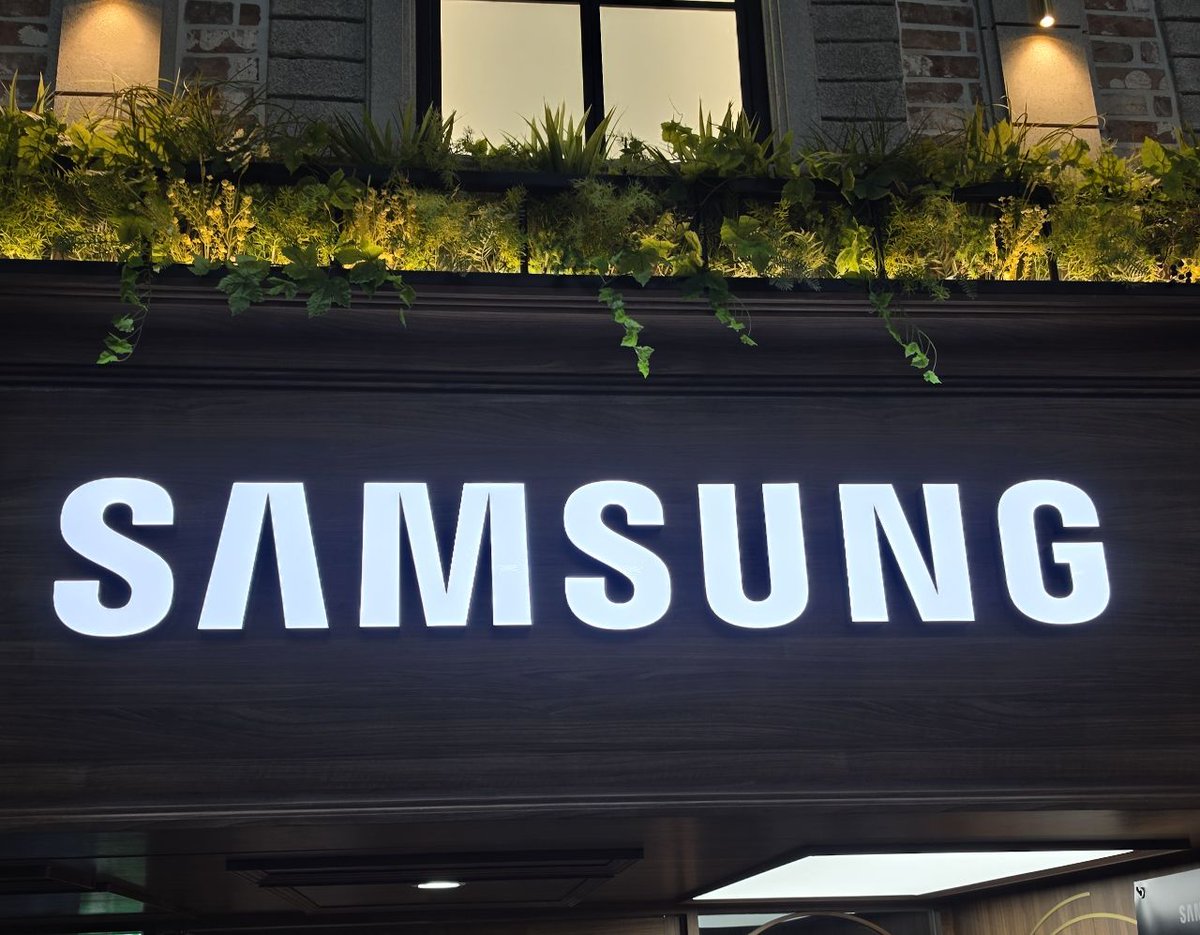 돌맹이 tweet media