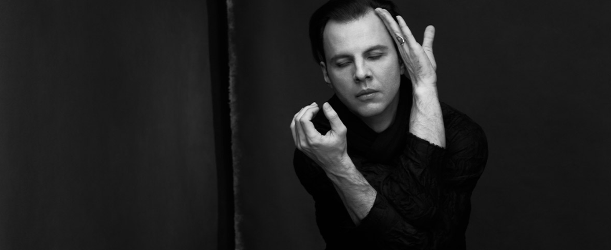 1/3 Teodor Currentzis, a Russian conductor of Greek origin, continues to perform across Europe, with concerts in Rome, Paris, Berlin and other major cities. 

Meanwhile, his projects, including the musicAeterna orchestra, are backed by sanctioned Russian banks and businessmen.