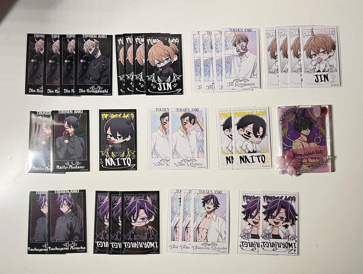 めちこ tweet media