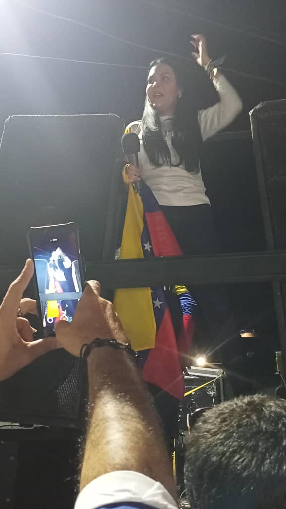 thaydee hecker tweet media