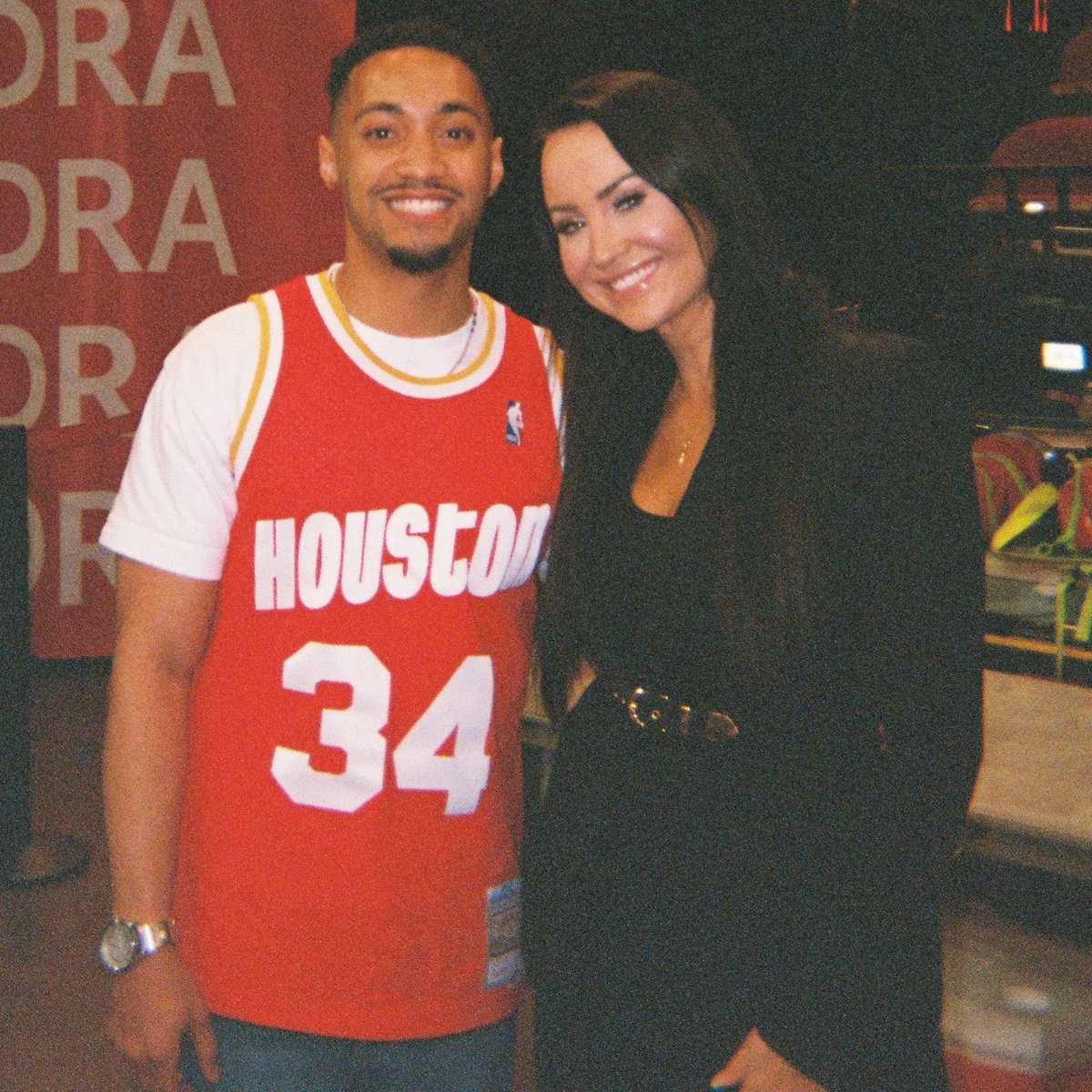 Bradeaux tweet media