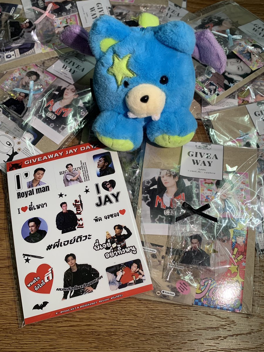 ૮₍ .•̄ · •̄ ₎ა tweet media