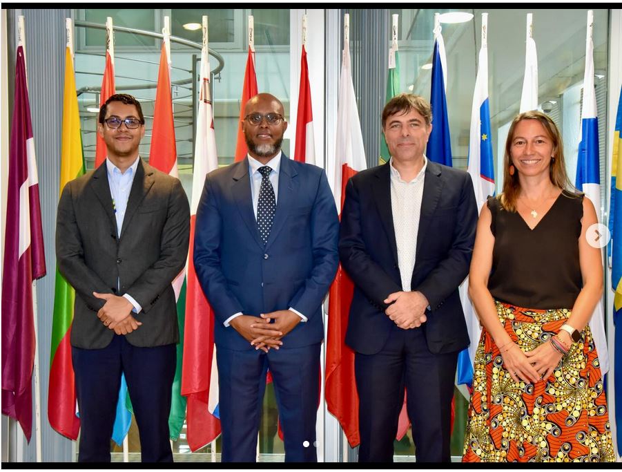 EABCjumuiya's tweet image. ✨ EABC Executive Director Mr. Ahmed Farah held discussions with Mr. Marc Stalmans, 🇪🇺 EU Head of Cooperation on strengthening investment, value chains &amp;amp; business-led regional integration. 🌍
#EABC #EUAfrica #RegionalIntegration #EU