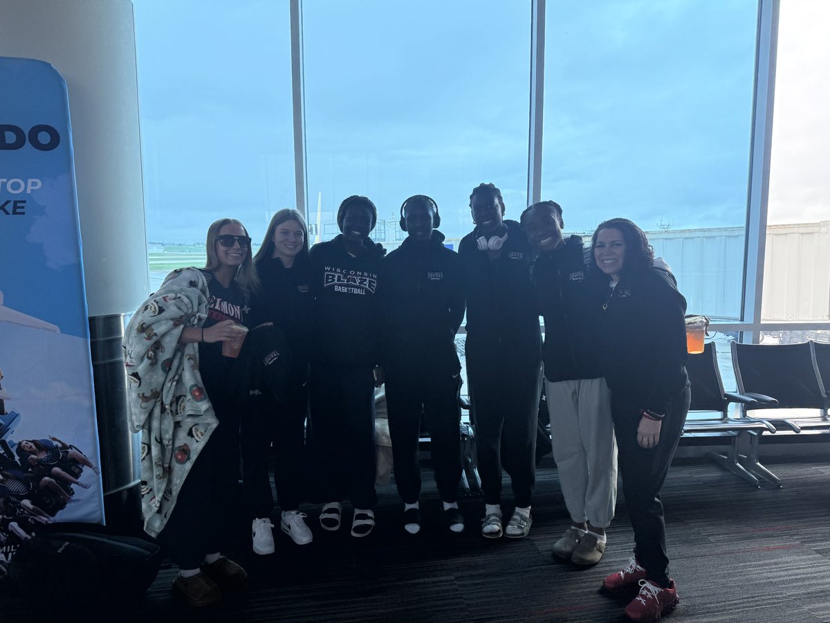 Lisa Van Wyk tweet media