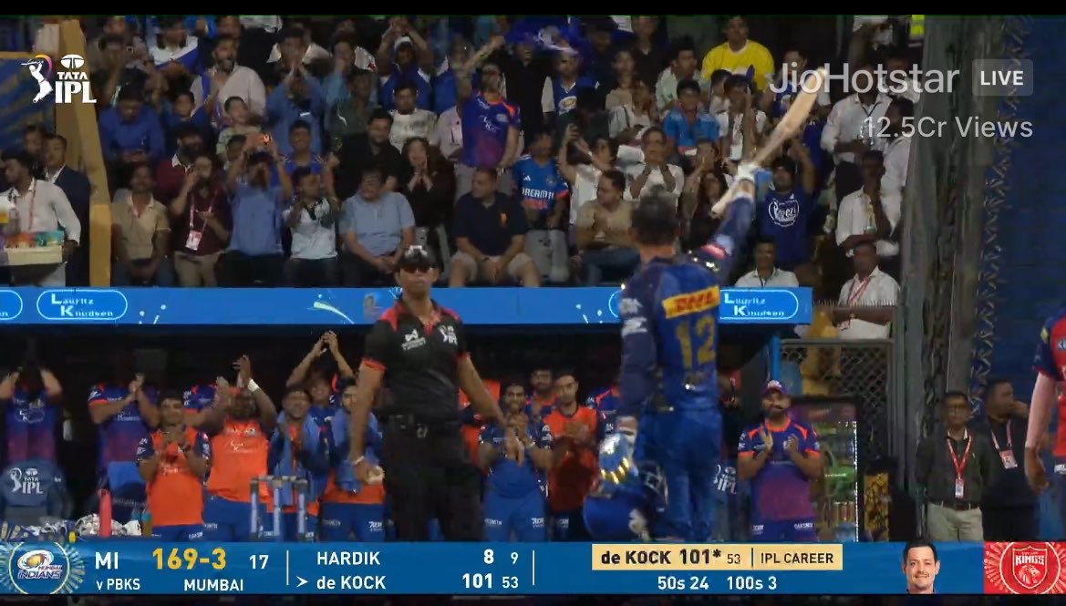 AyushSingh4173's tweet photo. - Hundred for Delhi Capitals.
- Hundred for Lucknow Supergiants.
- Hundred for Mumbai Indians.
QUINTON DE KOCK - ONLY 3RD PLAYER TO SCORE HUNDRED FOR 3 IPL TEAMS IN HISTORY. 🫡
#pbksvsmi #quintondecock https://t.co/gKzHuzN6Gi
