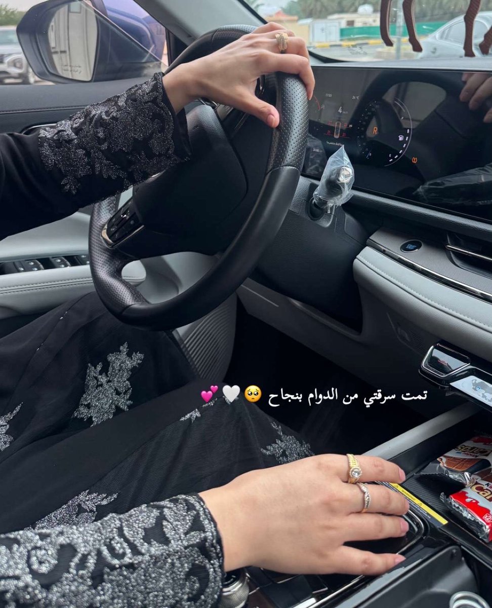 سـارة المحيميد tweet media