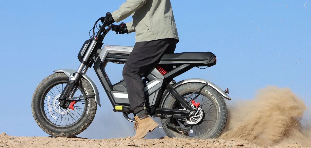 gizmocrowd_inc's tweet image. The Super73 costs $3,865 and gives you 750W. The AOTOS Flux X26 Pro costs $1,799 on Kickstarter and gives you 2000W, 100Nm torque, 70 miles, and 4G GPS. Sometimes the math is just obvious 👇
gizmocrowd.com/post/aotos-flu…
#ebike #kickstarter #gizmocrowd @AOTOS_official