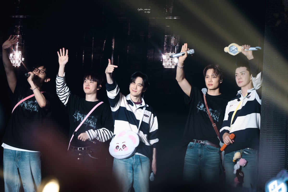 𝐋𝐲𝐜𝐡𝐞𝐞_𝐮𝐧𝐢𝐯𝐞𝐫𝐬𝐞 tweet media