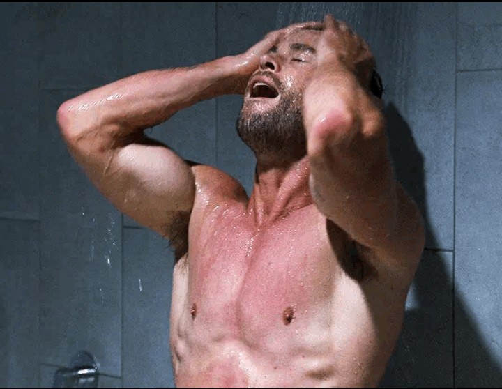 He was touching so deep in my throat🥵🤤🥴🥴