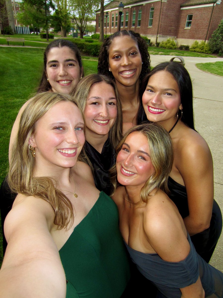 Marshall Volleyball tweet media