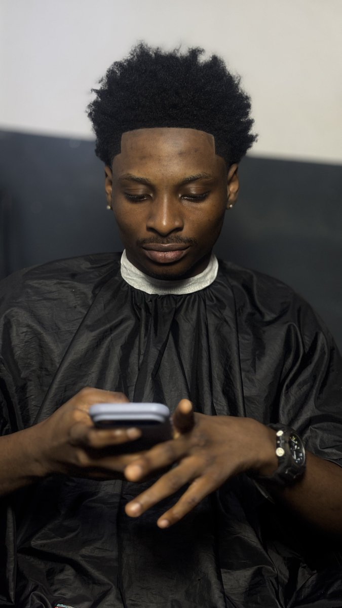 Acewrld247's tweet photo. Precision💈 https://t.co/z0U9BB9XEl