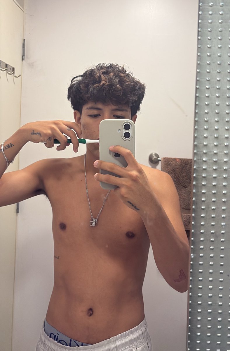 alex🇵🇪 tweet media