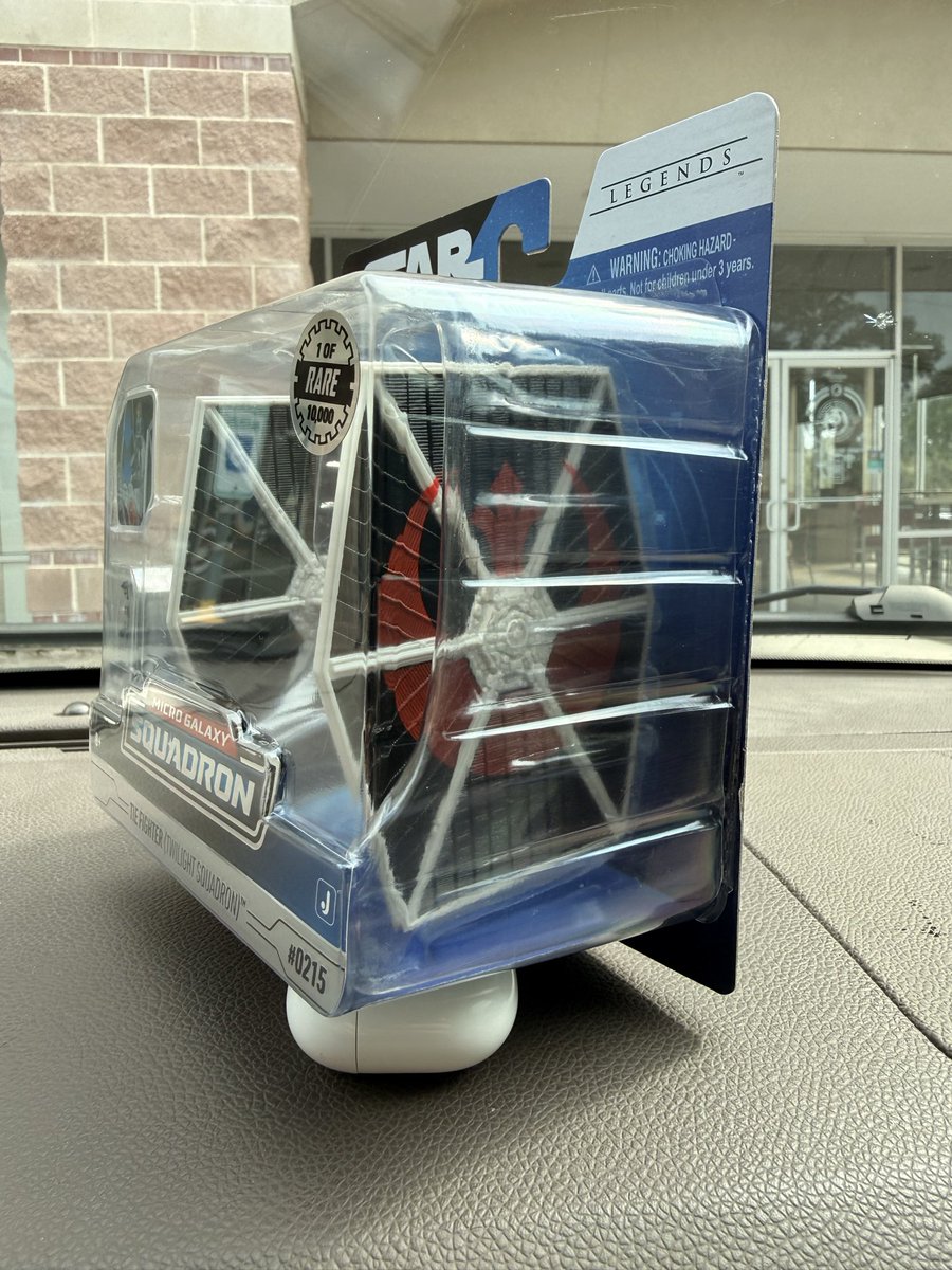 ParallaxBlue's tweet photo. @MicroSquadron found a very unexpected fun surprise this morning. https://t.co/vA2nPXdHry