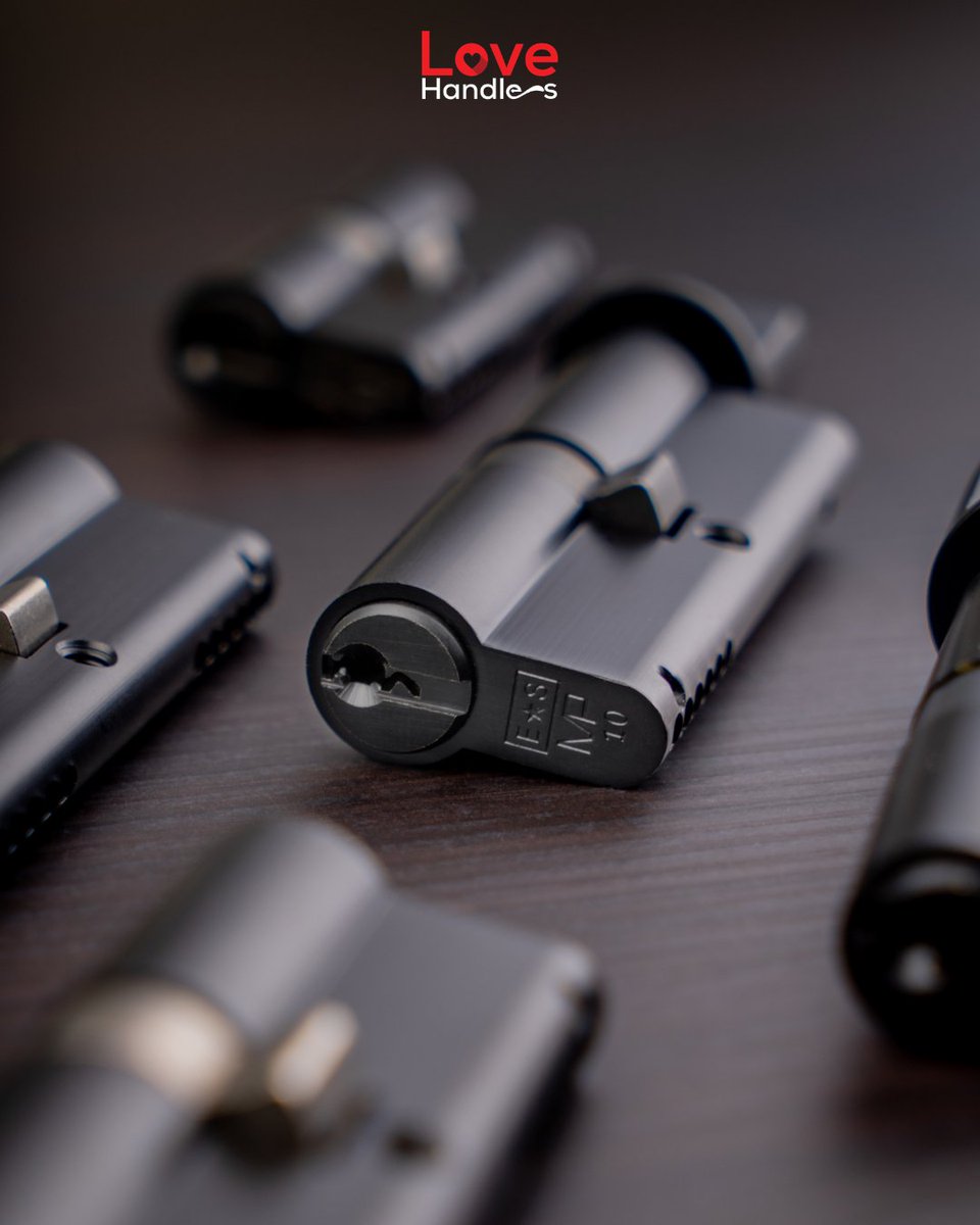 lovehandles_uk's tweet image. Precision-built, durability-tested, and designed to protect what matters most—because peace of mind should never be optional.

#LoveHandles #SecuritySolutions #DoorHardware #SmartSecurity #HomeSafety #Trending #Smallbusiness #Cylinders #Locks #Homedecor #MattBlack #Security