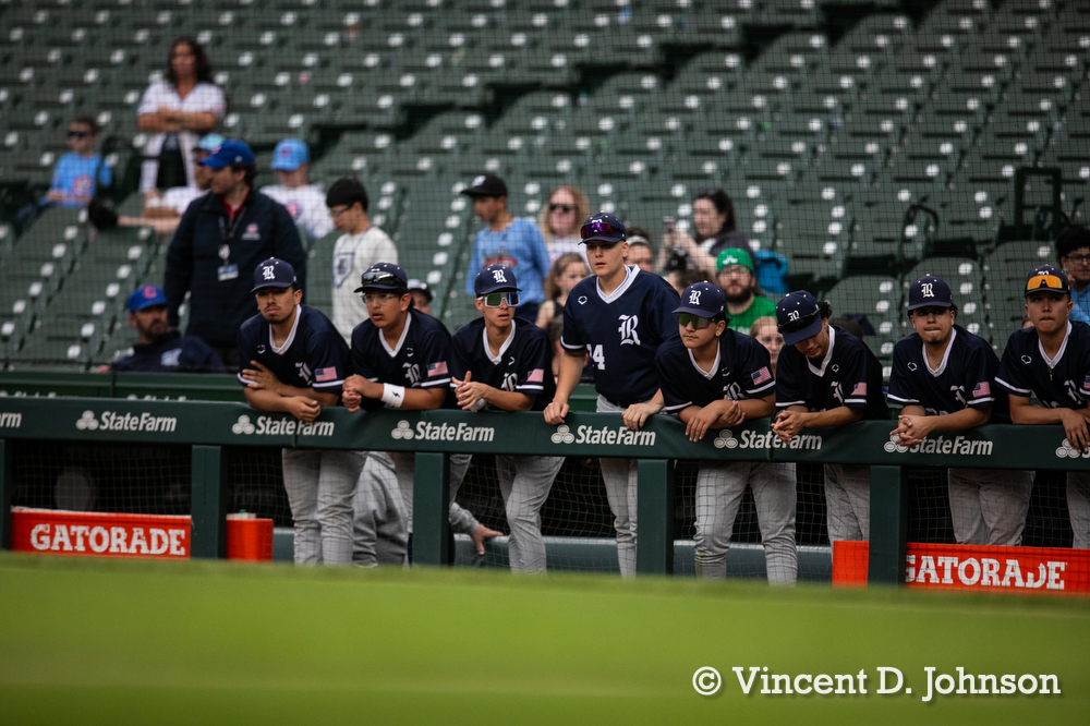 VincentDJohnson's tweet photo. 🚨PHOTO GALLERY ALERT🚨
⚾️#baseball photos from the historic game at Wrigley Field between #Reavis & #OakLawn are up! Took me a while to go through all 5,000📸I took. Everything that didn't make the🗞️.
Link👇
@ReavisBaseball @OLCHSAthletics @OLSpartansBsb @ReavisAthletics 

https://t.co/wRDiwz0AlD
