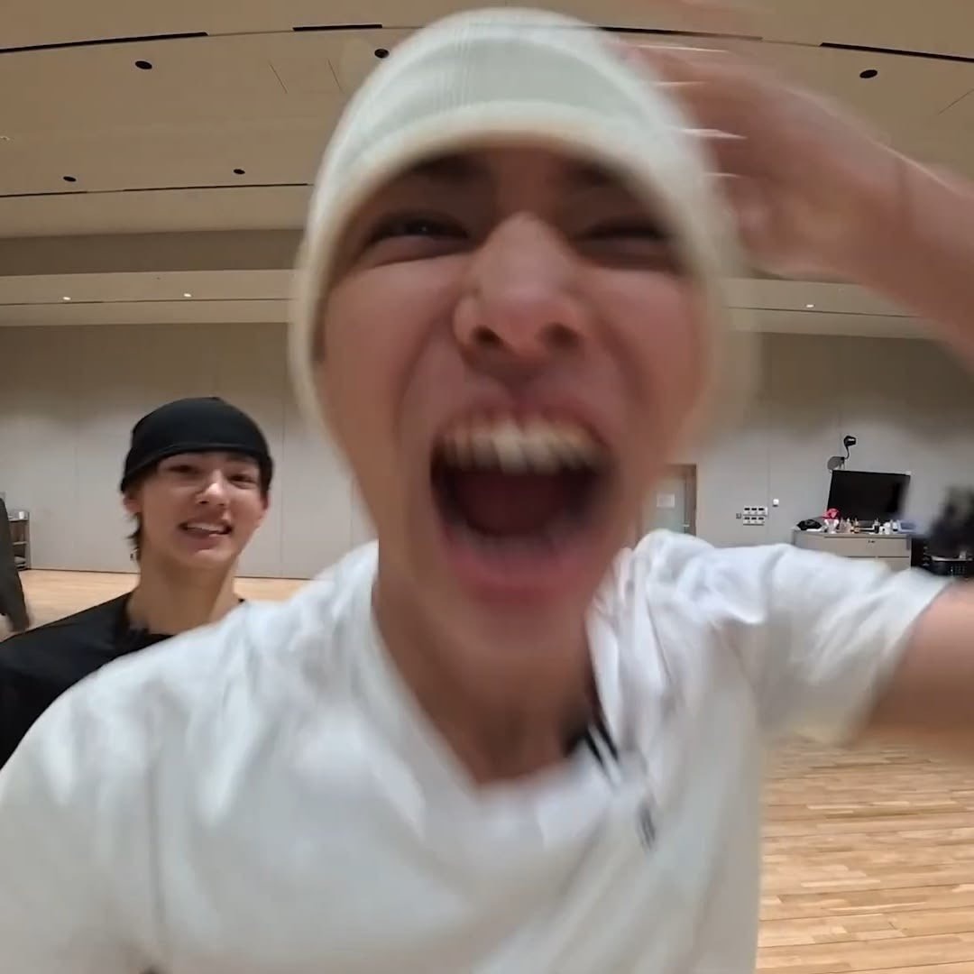 KHSH AREA tweet media