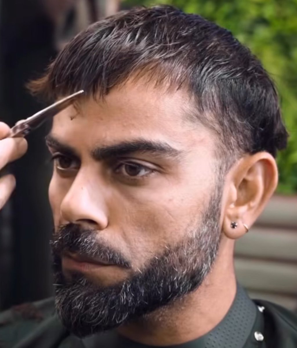 Most richest cricketer ever is looking like monkey 😭