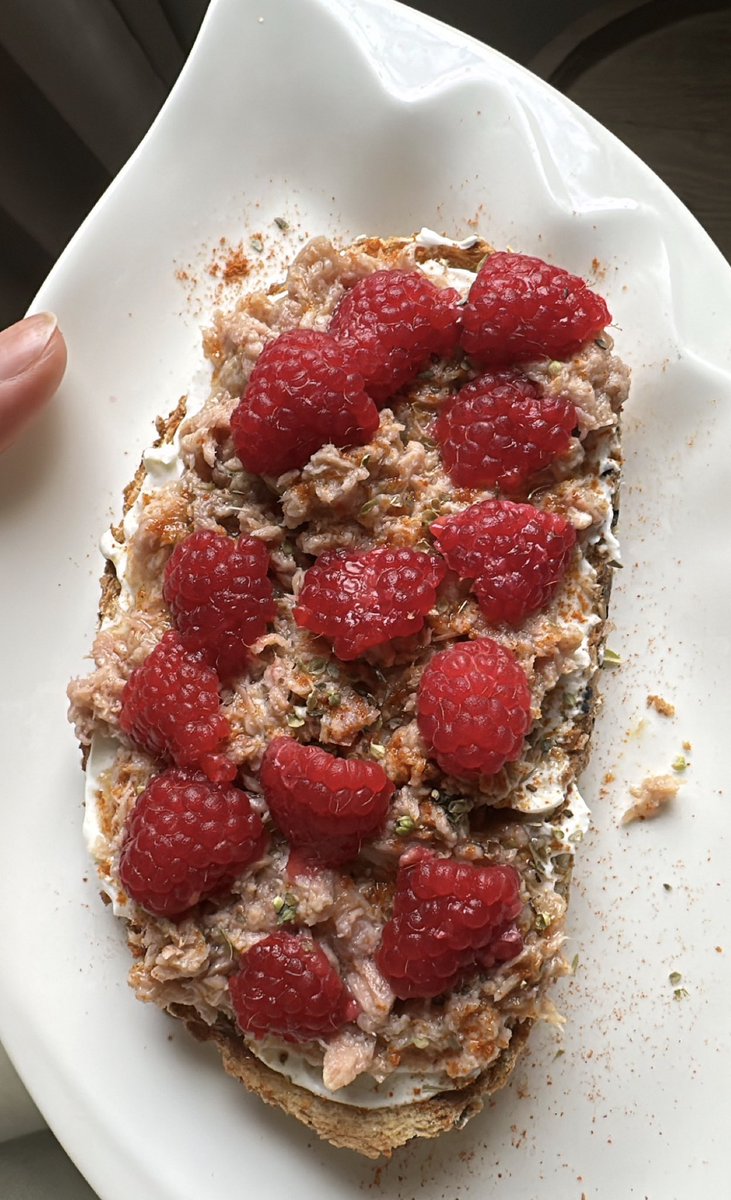 C.zahraa Alsharif tweet media