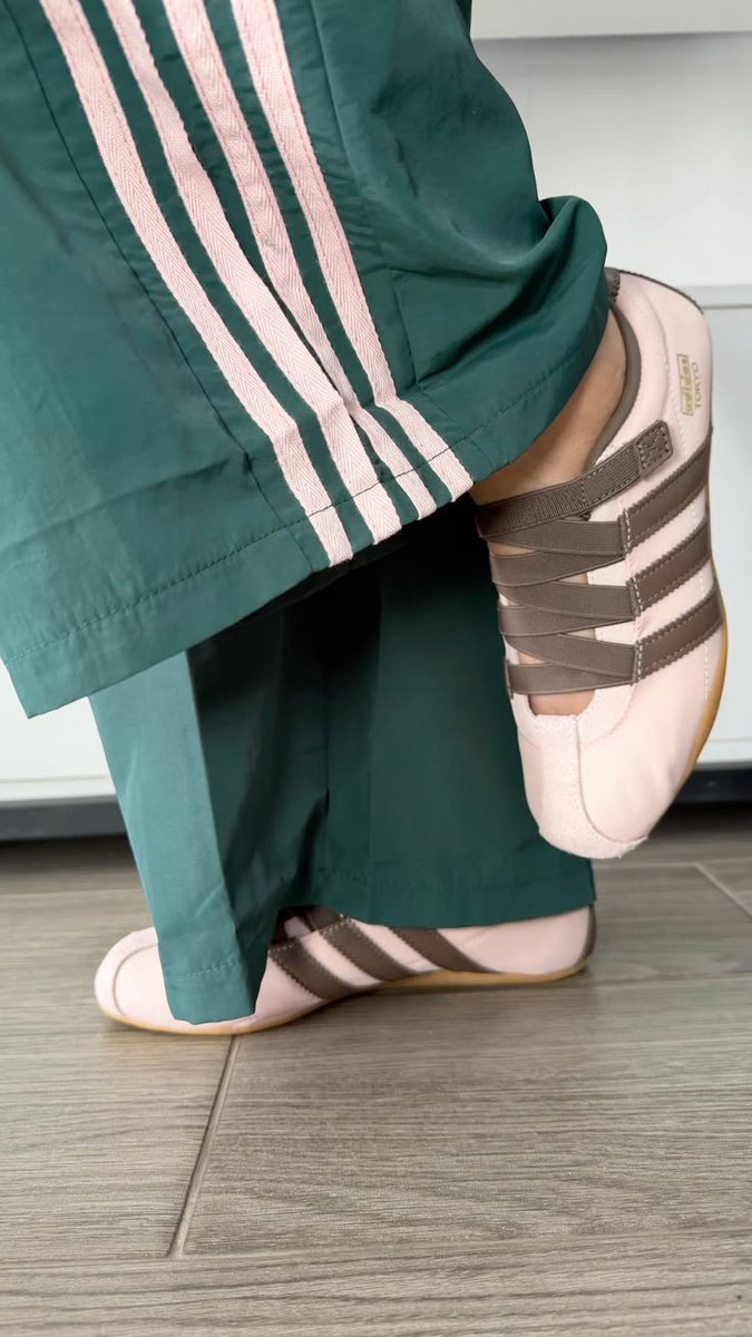 وَثب tweet media