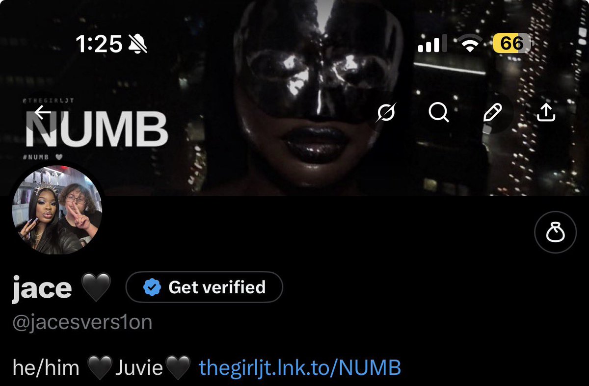jace 🖤 tweet media