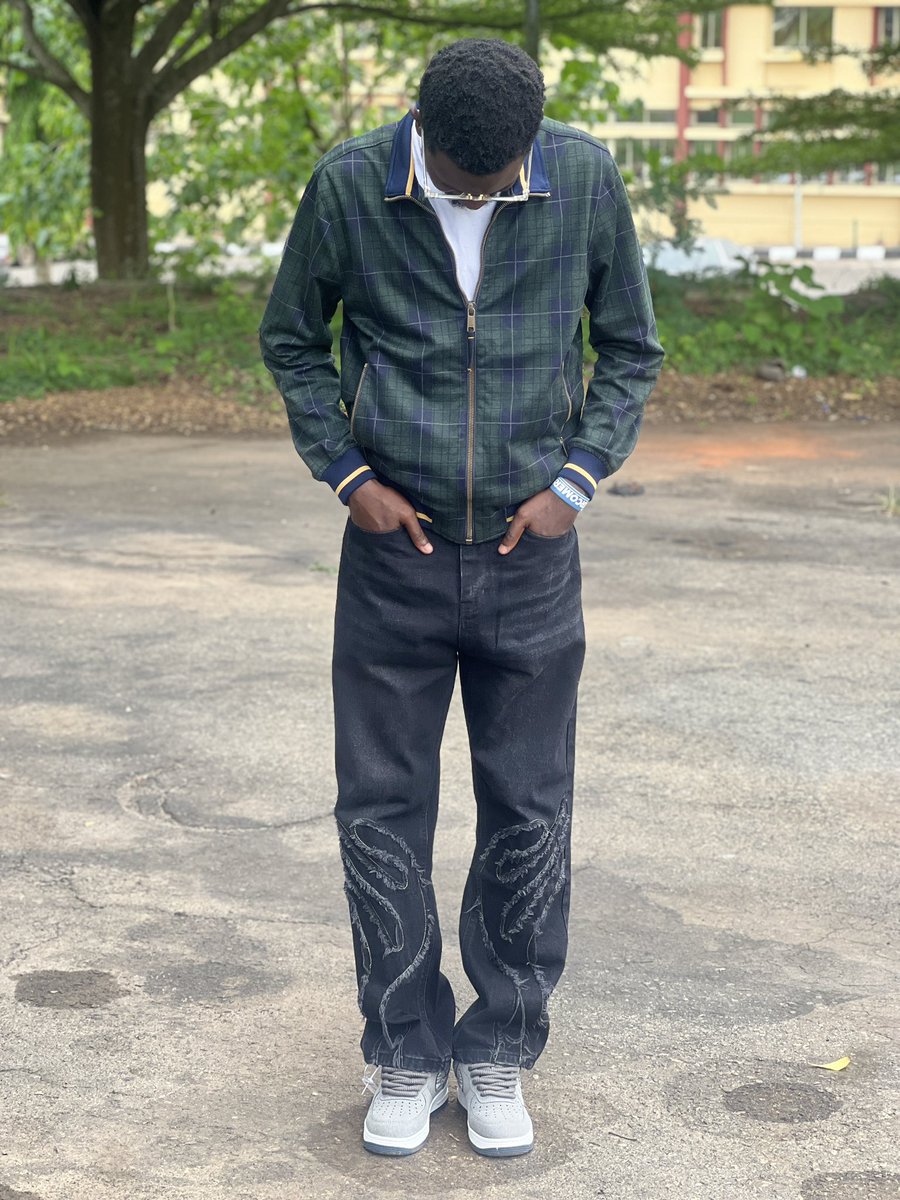 Oluwamayowa | theDevDesigner tweet media