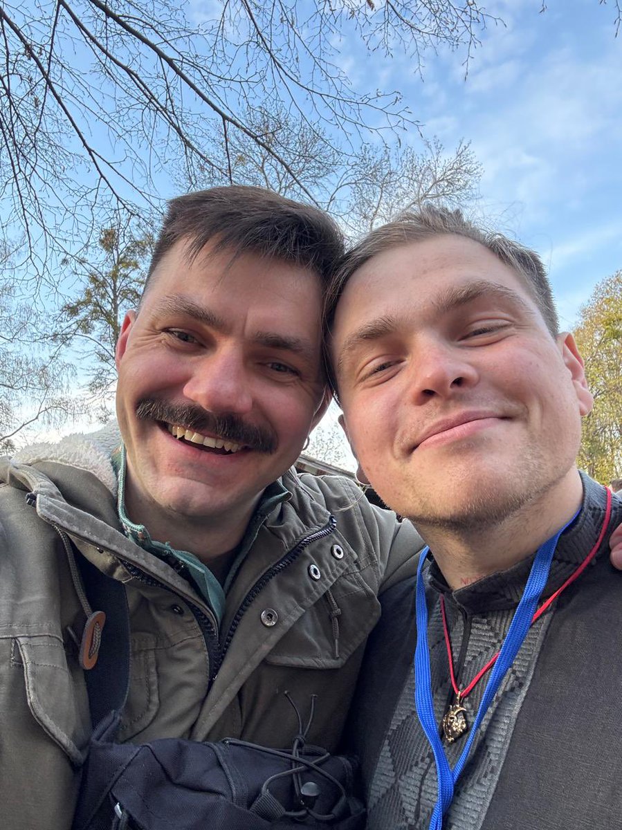 кавуська&сігарєтка tweet media