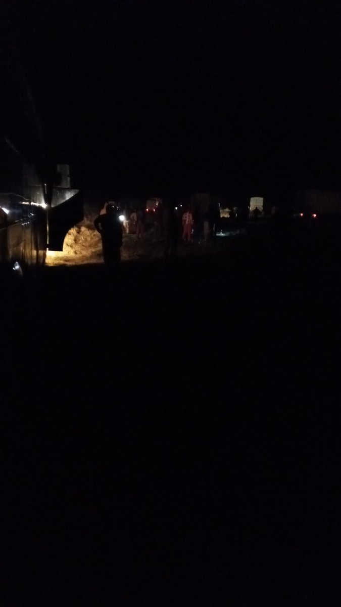 DeadbeatKE254's tweet photo. Ot looks like my journey is temporarily halted because of heavy downpours experienced in Narok this evening. https://t.co/2M4xabky8s