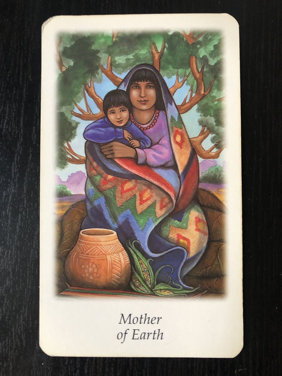 Sagitário: Rainha de Ouros
Já te conhecem pela tua generosidade e capacidade de ver as coisas de forma prática, e poderão vir ter contigo para pedir conselhos precisamente por saberem que irás ajudar duma maneira lógica. Partilha com os outros como no passado partilharam contigo.