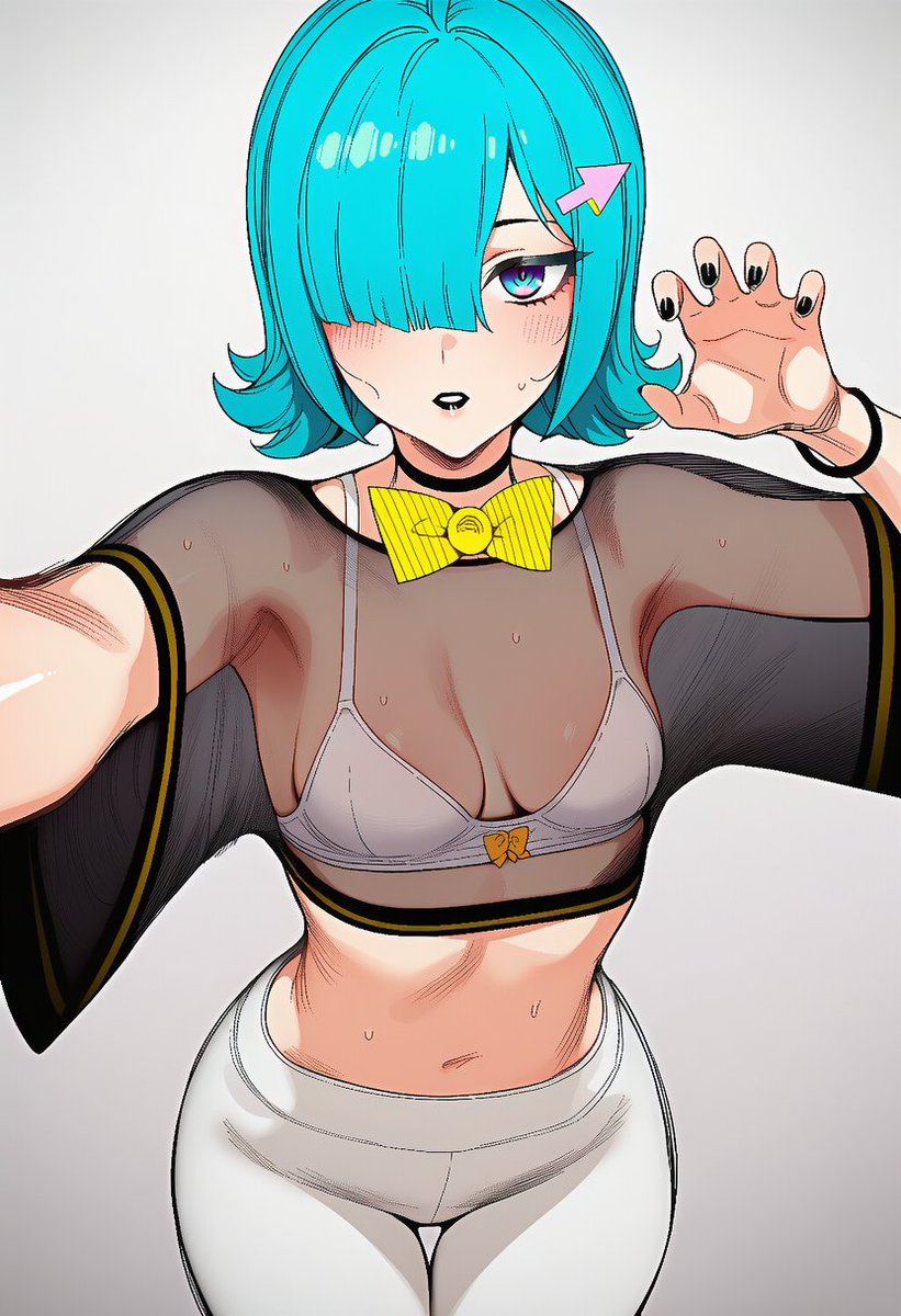 SweatySarah tweet media