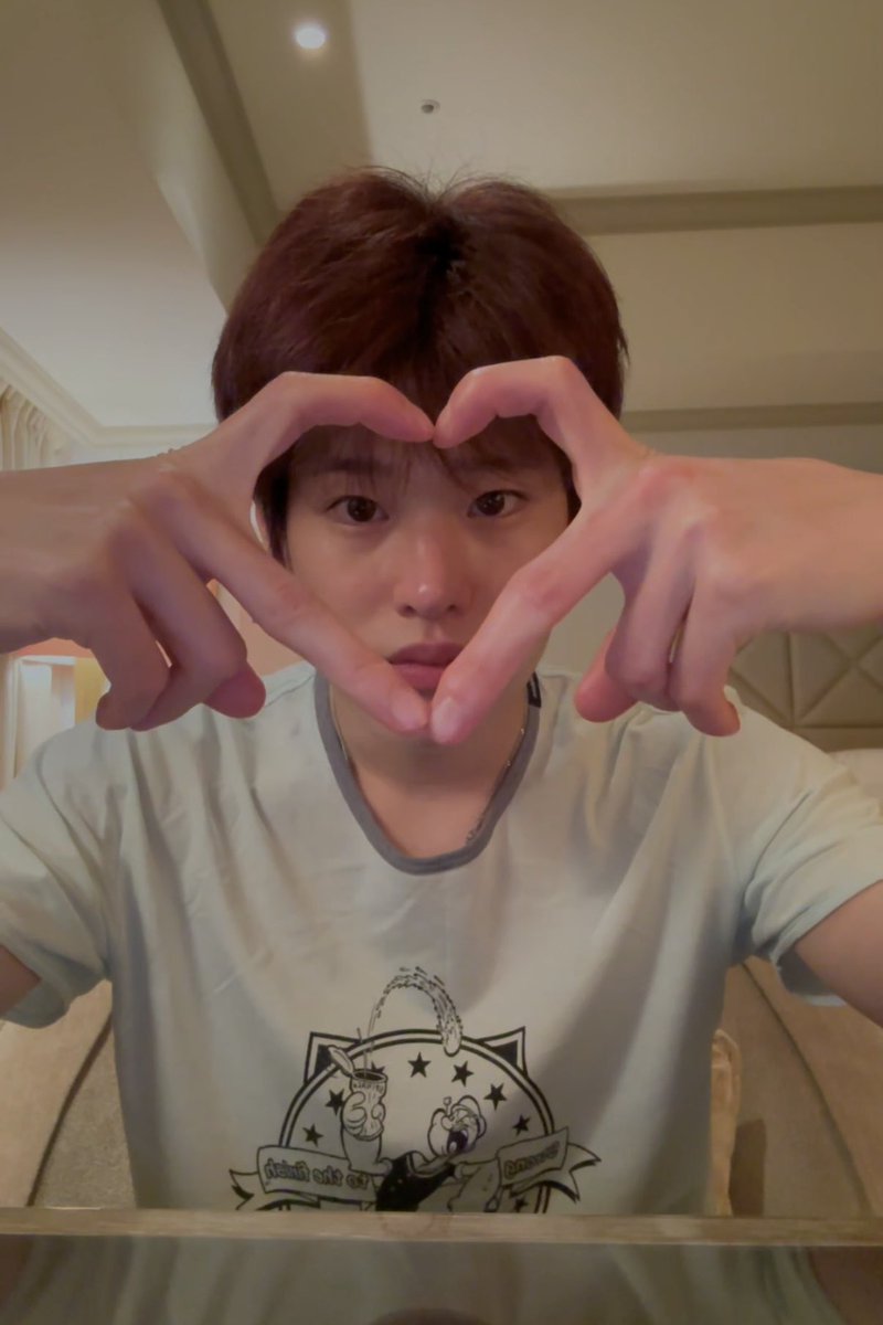 edocwb's tweet photo. 말랑 소희를 하트 안에 가둬보세요 💬𖤐₊💌♡ https://t.co/WL80qDFeW6