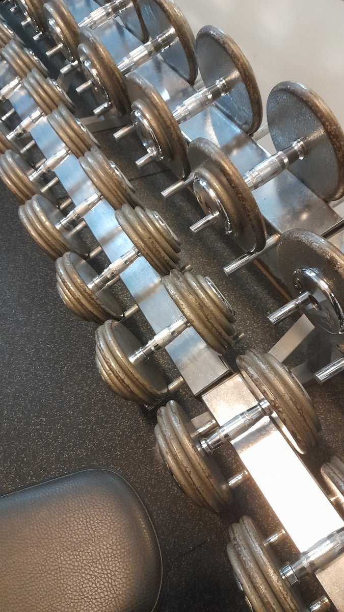 SwedishGamester's tweet image. #BackInTheGym! But I've had quite a massive #headache all through the day so we'll see how it goes. I'm just glad getting here, that's a #win in itself! 😅
