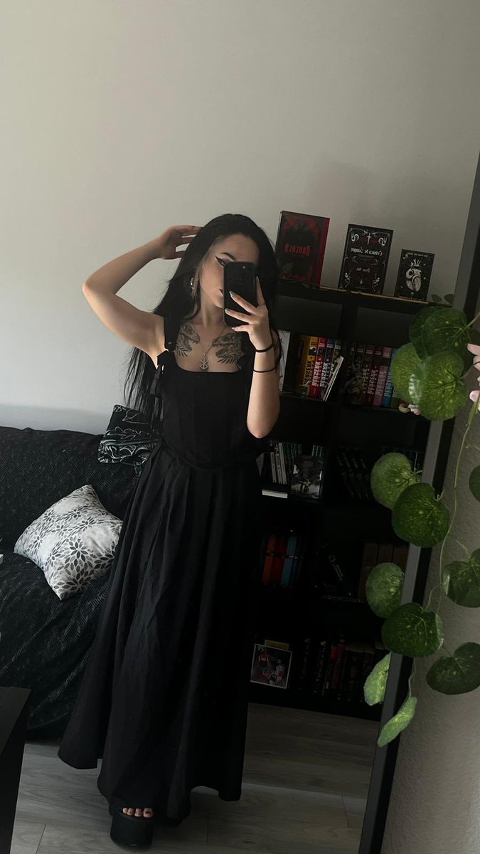 🜏 𝔢𝔰𝔭𝔦𝔠𝔥𝔲𝔣𝔯𝔢𝔫𝔦𝔞 🜏 tweet media