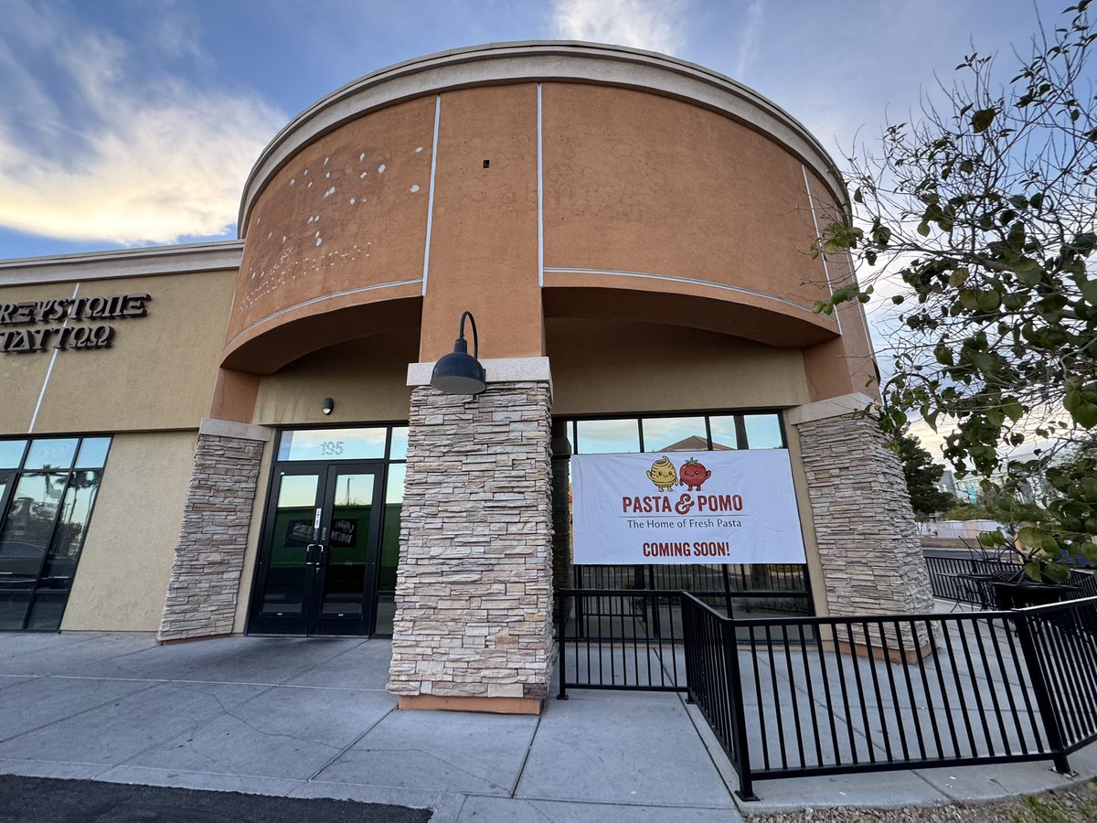 Chris Holmes tweet media