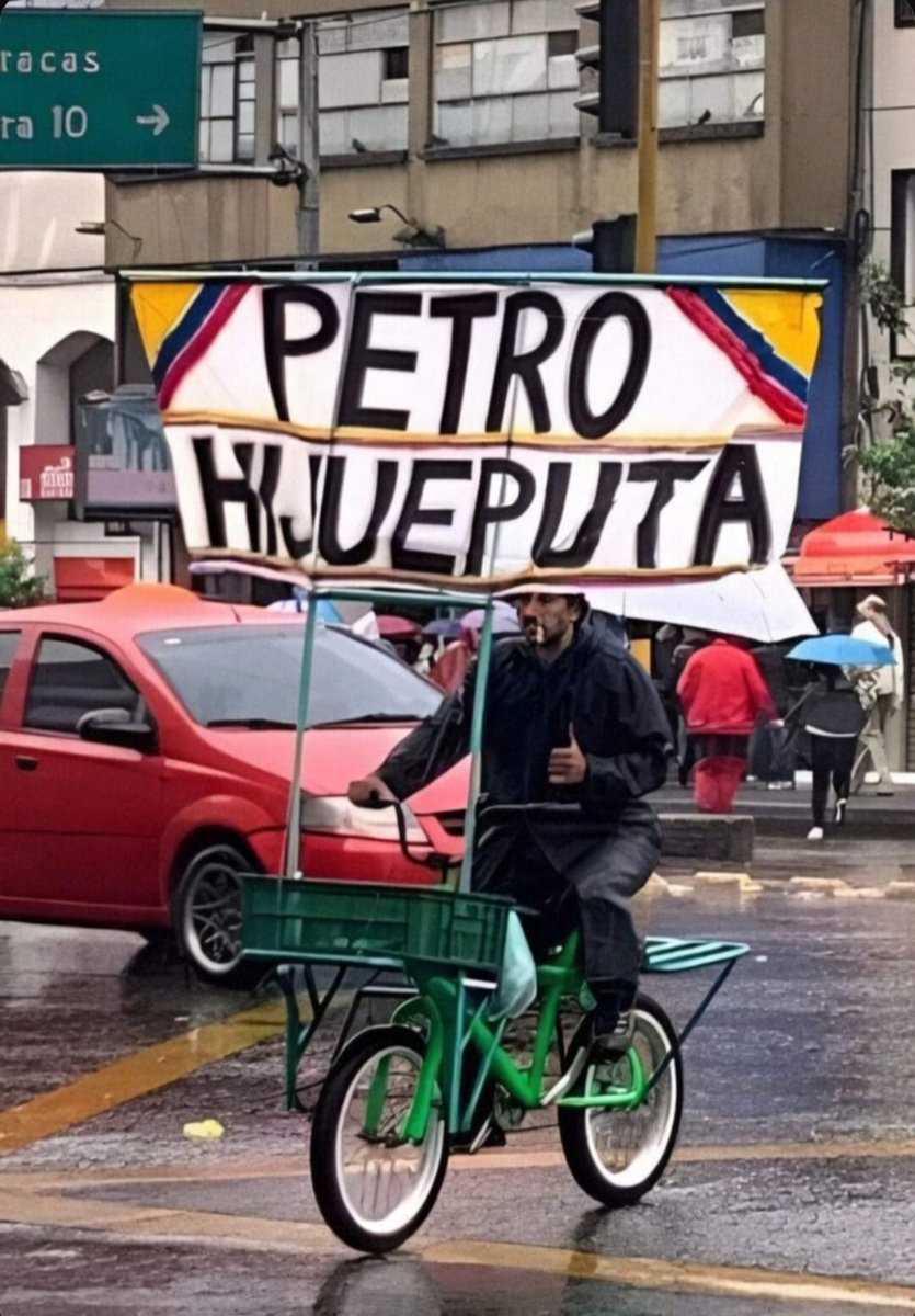 tatooinelegrand tweet media