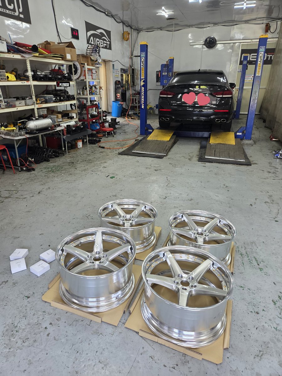 converstic87's tweet image. 휠 장착 

#G80sport
​#WorkWheels
​#WorkCVF
​#WorkVostand
​#20inch
​#ワークホイール