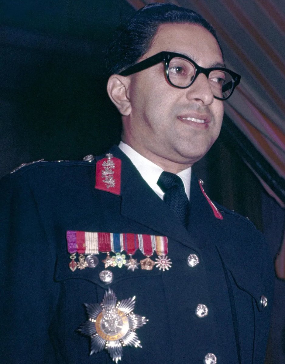 स्व.श्री ५ महेन्द्र अमर रहुन💐🙏