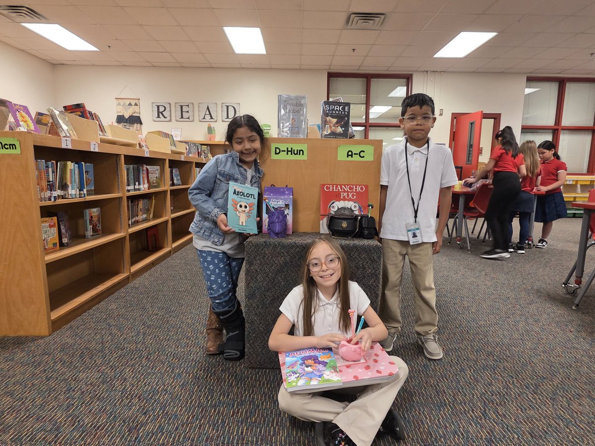 MrsPlascensia's tweet photo. Lucky winners stop by the @LivelyEagles library to collect their Beanstack prizes! Congrats to them for reading &amp; logging their minutes to help our campus reach its goal! Books, 3D printed pencil holders, plushies, activity items and so much more! @IrvingLibraries @beanstackapp https://t.co/UF81yYceQX