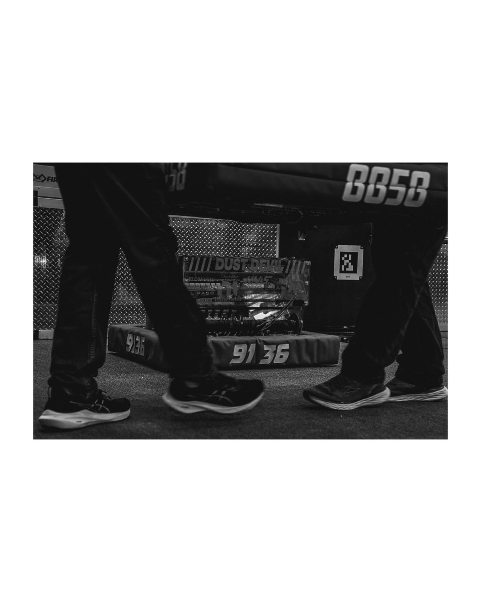 MHSRoboticsEPTX's tweet photo. B&amp;W photos of determination &amp; hard work! LETS GO RAMS #TeamSISD #FIRSTinTEXAS #FRC https://t.co/7GlcLPyM4f