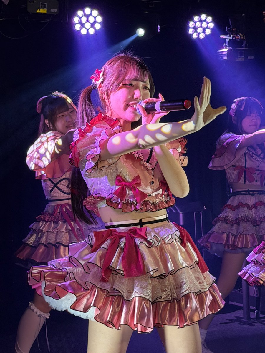 ラース。 tweet media