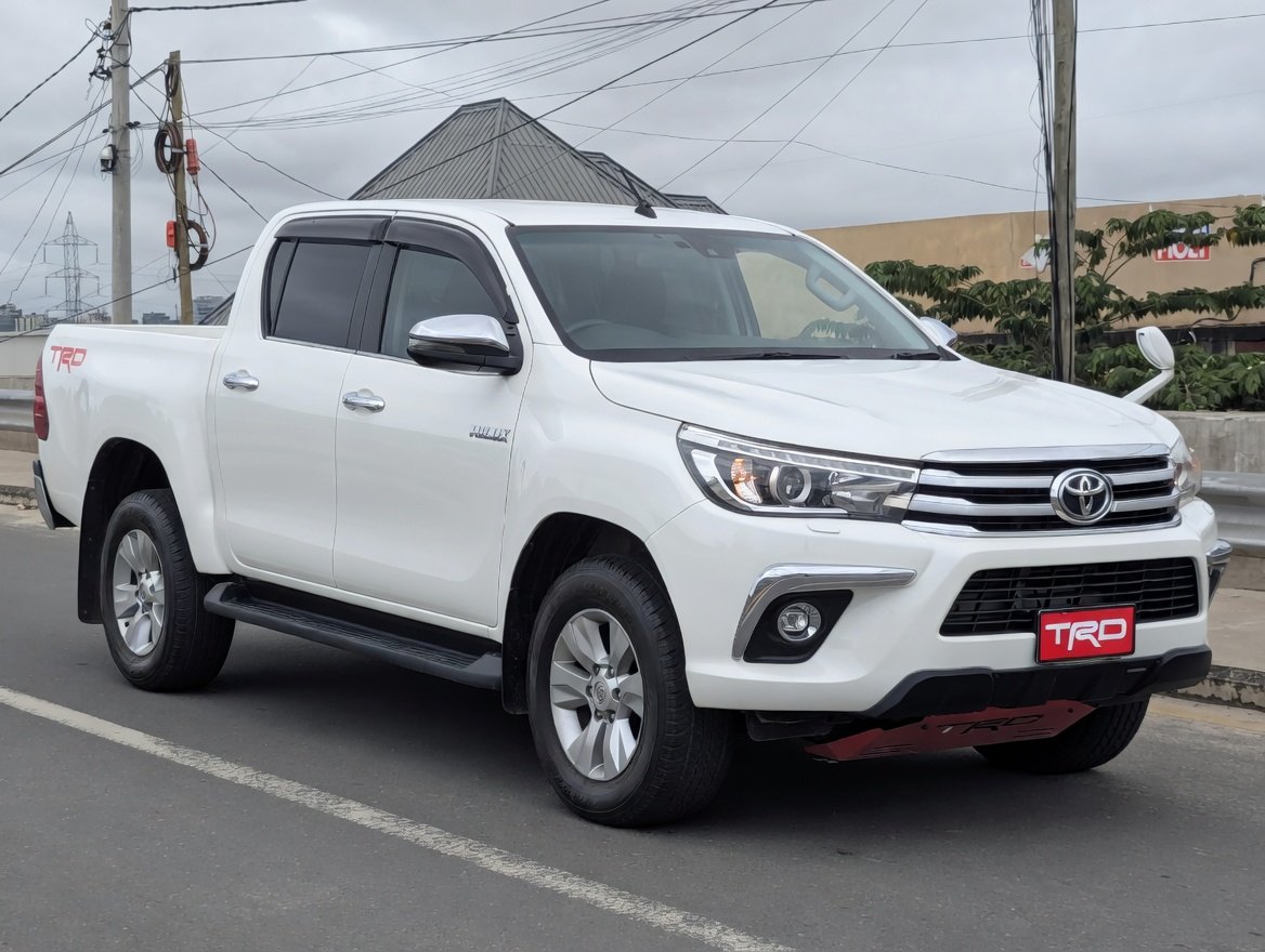 Mobell_nation's tweet photo. TOYOTA HILUX NEW MODEL
Make:2018
Engine:2GD-FTV
Fuel⛽️:Diesel
Colour:White 
Engine Capacity:2390 Cc
Transmission:Automatic
4WD Engaging Gear
Mileage:Lowkm

Imported from 🇯🇵 

TERMS OF PAYMENTS
✅CASH:133.7MIL+REG
✅LOAN
✅EXCHANGE(TOPUP)
✅INSTALLMENT 
📞0786 518866 

SEE MORE 👇🏽 https://t.co/CNufcz6IYs