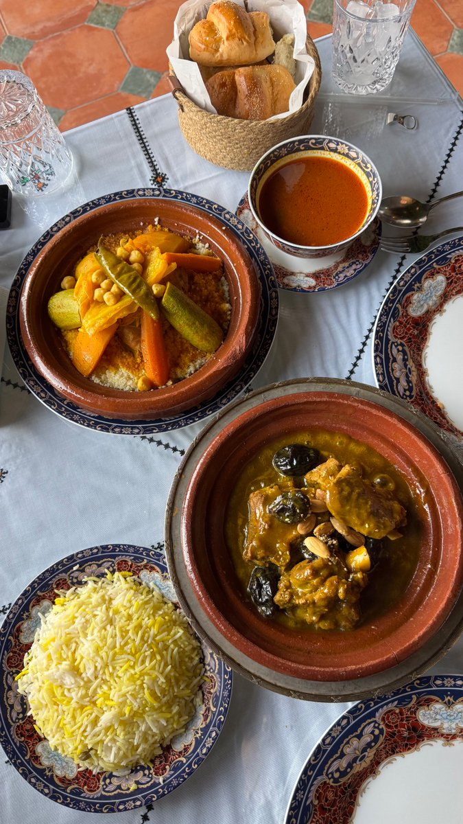 عاشق مطاعم tweet media