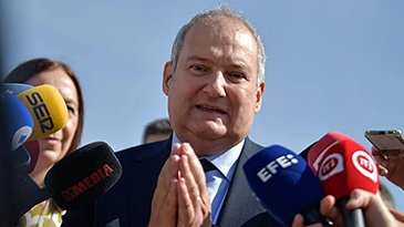 Zhu Jingyang tweet media