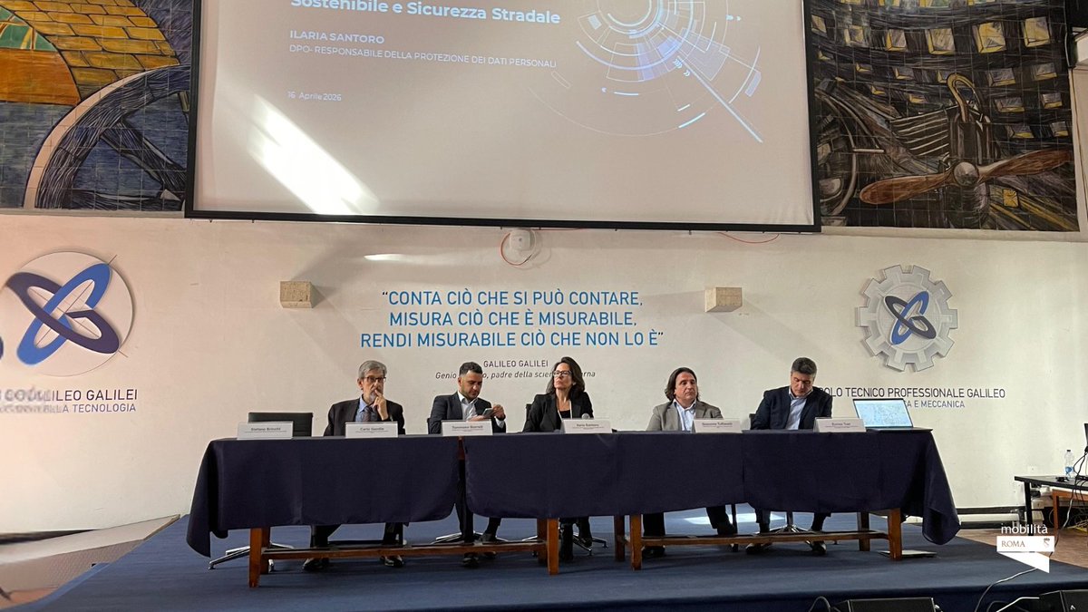 romamobilita's tweet image. 🔎 #Tecnologia, #dati e #privacy al centro della Lezione 7 del Progetto Scuole di #Roma.

All’I.T.I.S. G. Galilei, con esperti di Roma Servizi per la Mobilità e Almaviva, gli studenti hanno scoperto cosa c’è dietro la mobilità urbana.

🔗 romamobilita.it

#RSM #Scuola