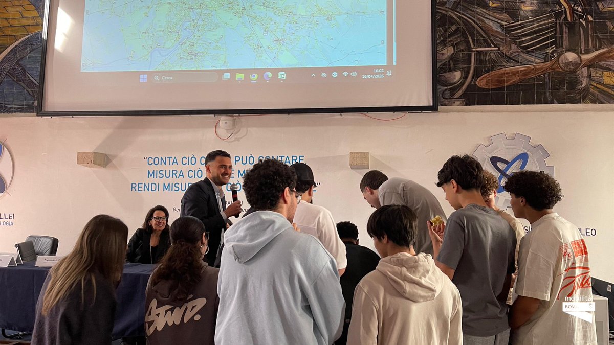 romamobilita's tweet image. 🔎 #Tecnologia, #dati e #privacy al centro della Lezione 7 del Progetto Scuole di #Roma.

All’I.T.I.S. G. Galilei, con esperti di Roma Servizi per la Mobilità e Almaviva, gli studenti hanno scoperto cosa c’è dietro la mobilità urbana.

🔗 romamobilita.it

#RSM #Scuola