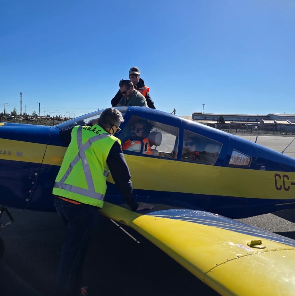 DGACChile's tweet image. 📢Compartimos imágenes de la fiscalización realizada durante los #VuelosPopulares en el Ad. Siberia ✈️ ubicado en la localidad de Cholguán, comuna de Yungay, en la Región de Ñuble. 
@Sernatur #recorrechile #fly #Aeronáutica