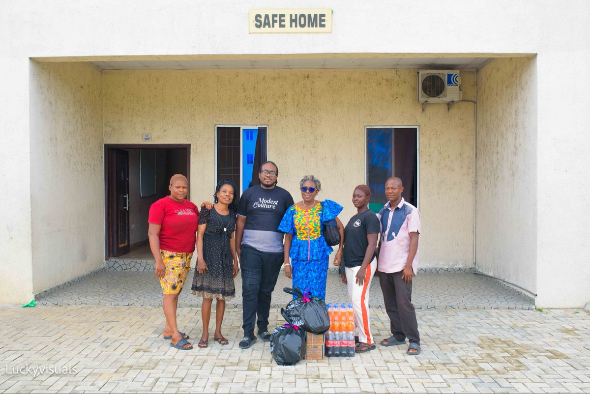 seandante_'s tweet photo. On the 4th of April, 2026 I turned a year older &amp; @modest_couture clocked 10. I visited the safe home and motherless babies home with my mum went with plenty goodies to share with the kids 

Grateful for another year and opportunity to give back 

#modestcouture #charity https://t.co/W8bj3yW2gU