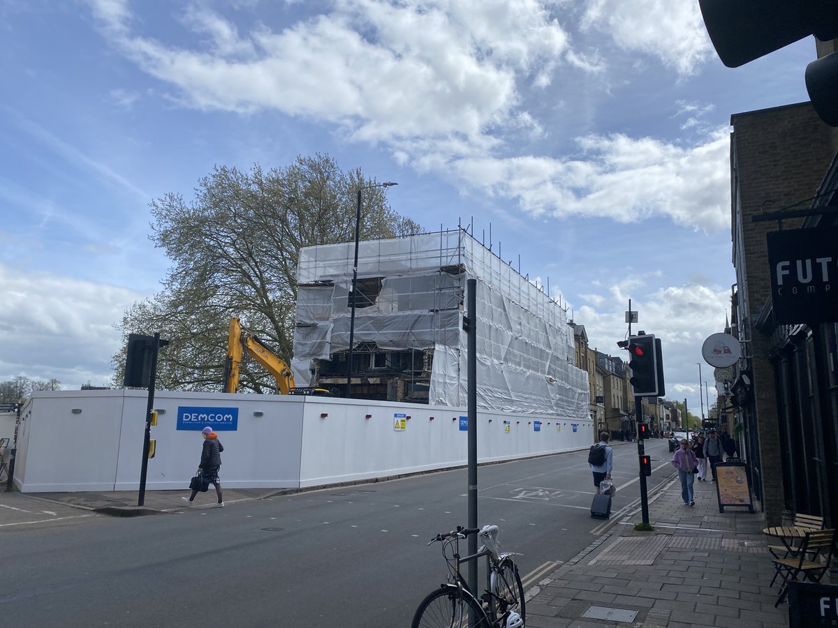 Dr Francis Young tweet media