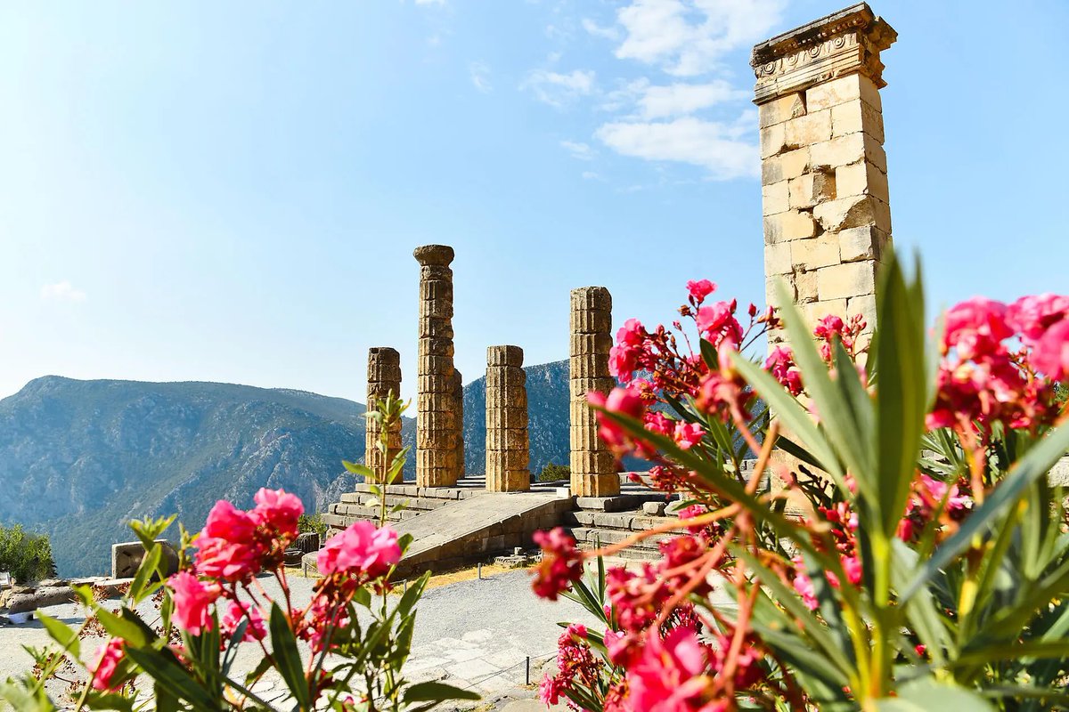 romanpriestess's tweet photo. The Temple of Apollo https://t.co/1fAusdvYPj